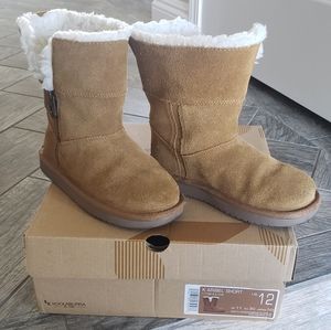 Girls Koolaburra by Ugg short boots